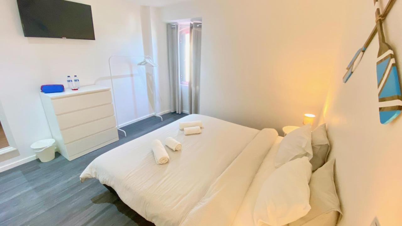 Casa Amarela Guesthouse Albufeira Esterno foto